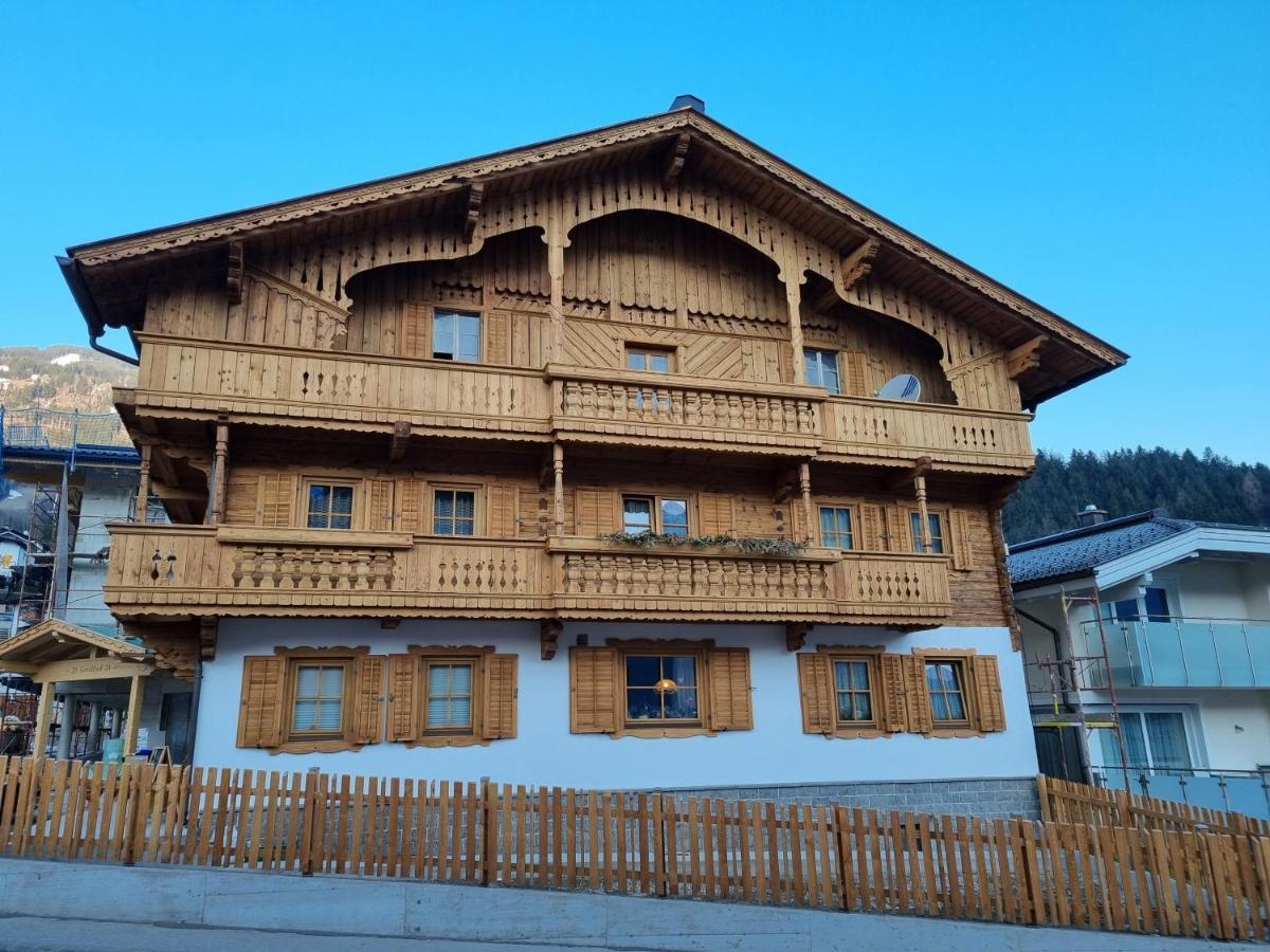 Greidlhof Alpstyle Apartments Fügen Екстериор снимка