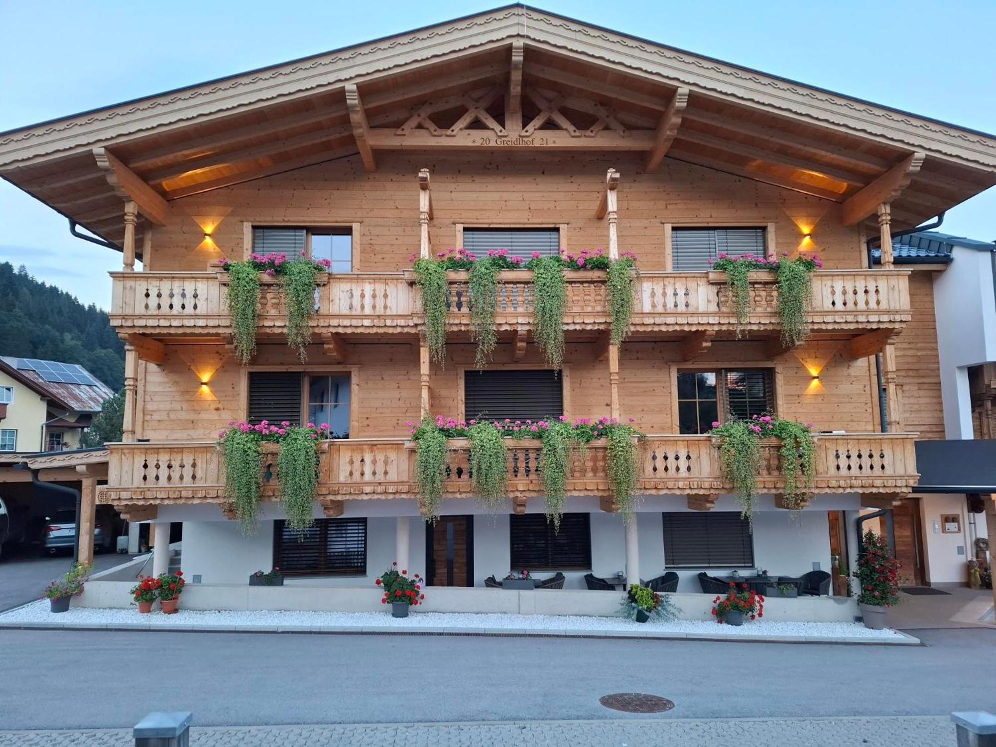 Greidlhof Alpstyle Apartments Fügen Екстериор снимка